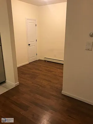 Rented by Metropolitan Property Group | media 7