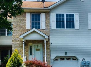 20 Lakeview Dr #20, Helmetta, NJ 08828