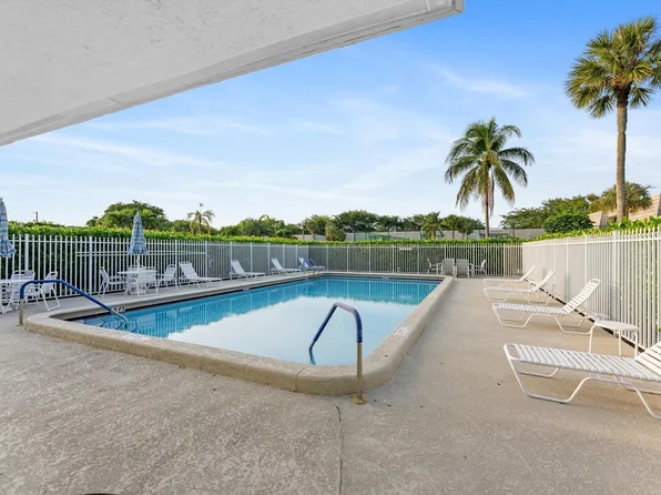 1060 Homewood Blvd APT J102, Delray Beach, FL 33445