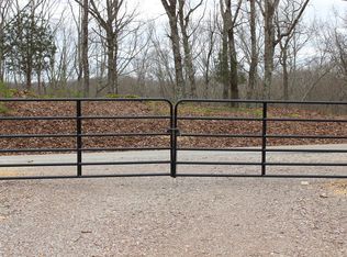 8955 Birdsong Rd, Holladay, TN 38341