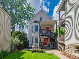 4220 N St Louis Ave, Chicago, IL 60618