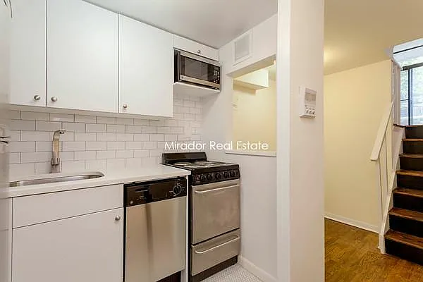 Rented by Mirador Real Estate | media 20
