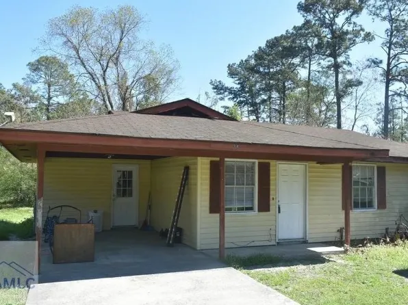 110 Pointe South Dr, Hinesville, GA 31313