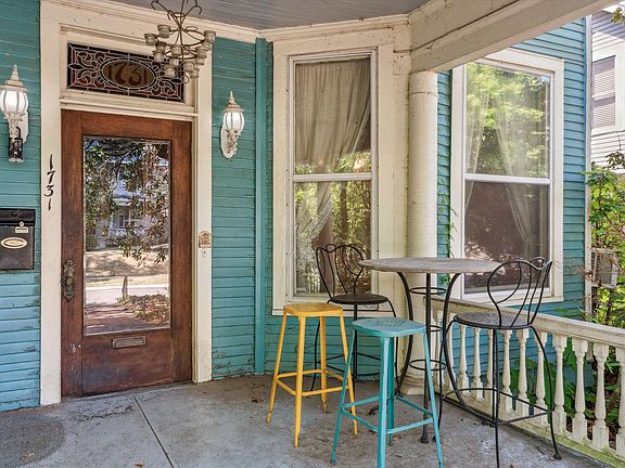 3rd image of 1731 Autumn Ave
