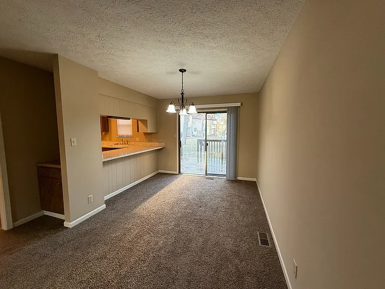 346 White Oak Ln — Photo 24