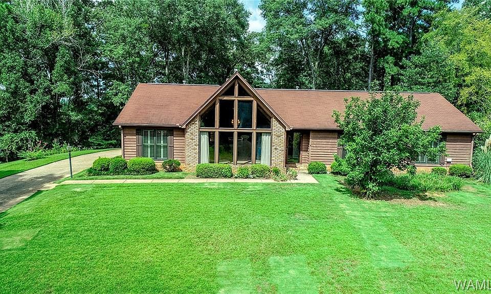 1st image of 4727 Appletree Ln
