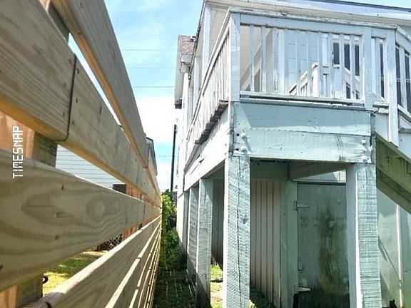 2nd image of 709 38th St