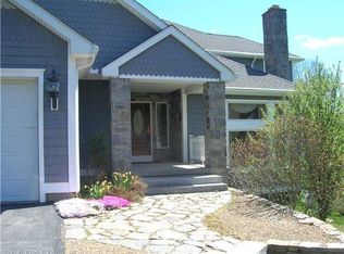 19 Teichert Ln, Hebron, CT 06248