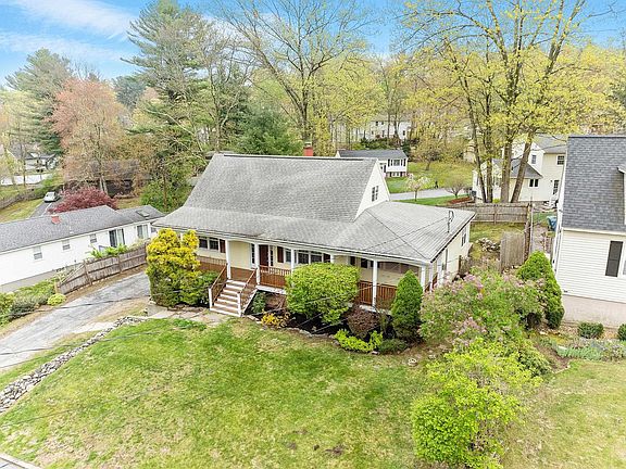 3rd image of 6 Pinehurst Avenue