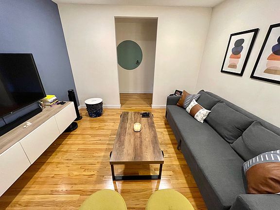 4th image of 60 Thayer St APT 3A