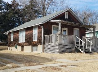307 N Chautauqua St, Council Grove, KS 66846