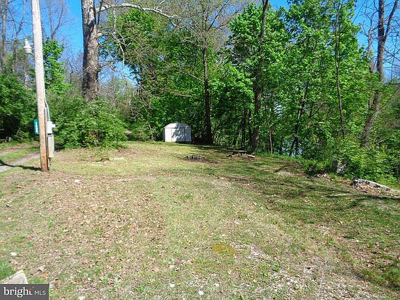 4th image of 1490 S Browns Dam Dr