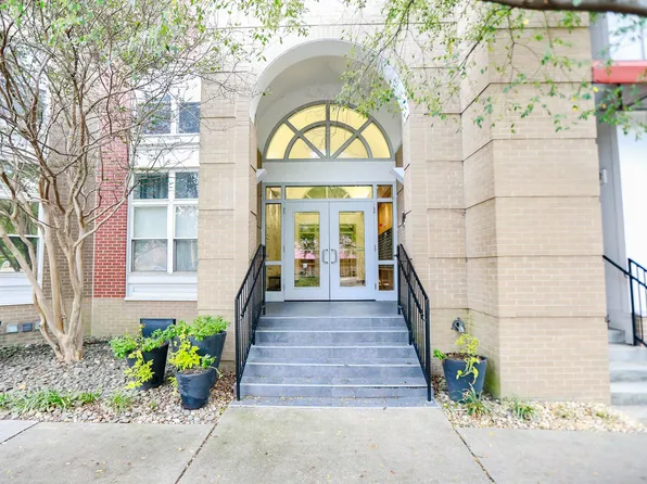 388 Boush St Unit 222, Norfolk, VA 23510