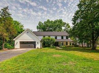 1436 Lawrence Ave, Lake Forest, IL 60045