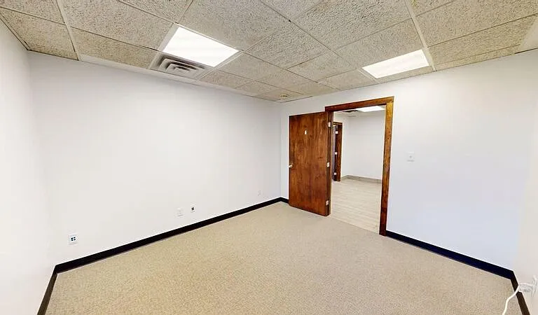 4770 Indianola Ave #205 — Photo 12
