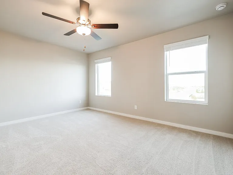 7320 Crystal Ave — Photo 9