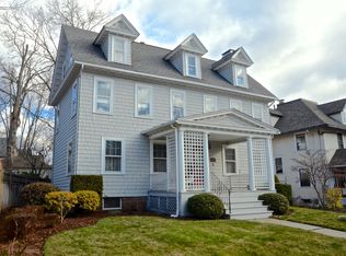 92 Fern St, Hartford, CT 06105