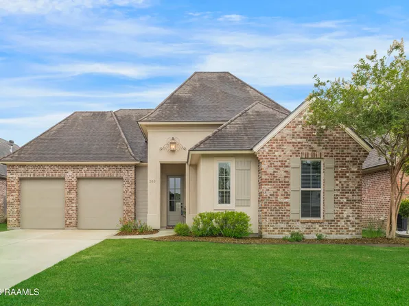 203 Sanctuary Ln, Lafayette, LA 70503