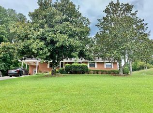 1053 Dawnville Rd, Dalton, GA 30721