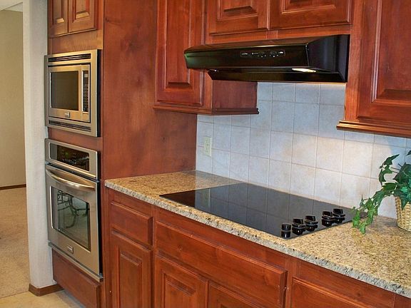 New glass cooktop and all new stainless steel appliances