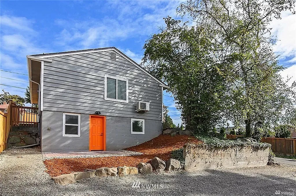 2 bed, 751 sqft, $1,850 — Photo 1