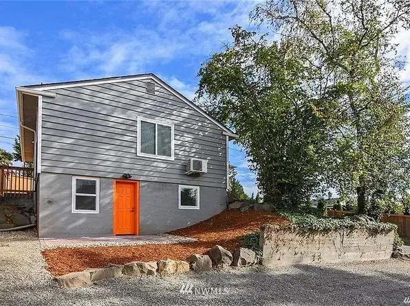3716 S Roxbury St #B, Seattle, WA 98118
