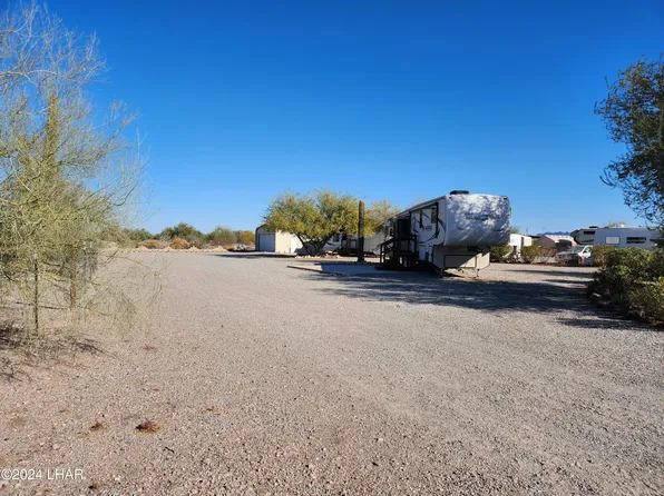 270 & 275A N Targa Trail Ln, Quartzsite, AZ 85346