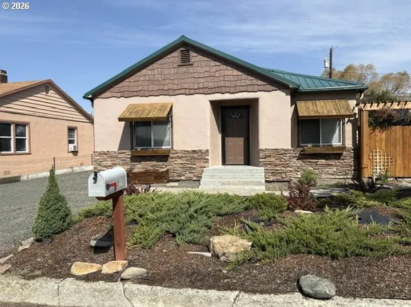 311 NW 3rd Ave, John Day, OR 97845