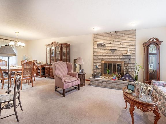 5th image of 4768 Ellery Dr