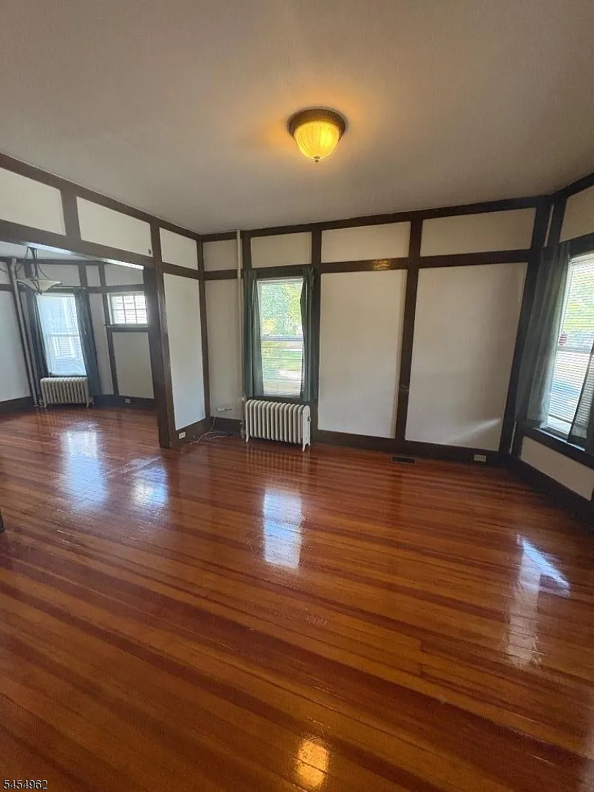 2 bed, 1.0 bath, $2,800 — Photo 3