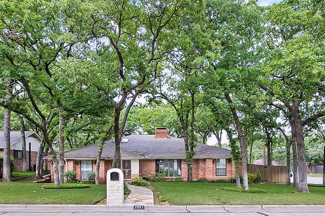 1st image of 2501 Oak Manor Ct