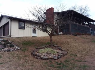 21473 Cove Rd, Hermitage, MO 65668