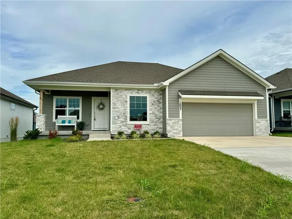 1607 N 157th Ter, Basehor, KS 66007