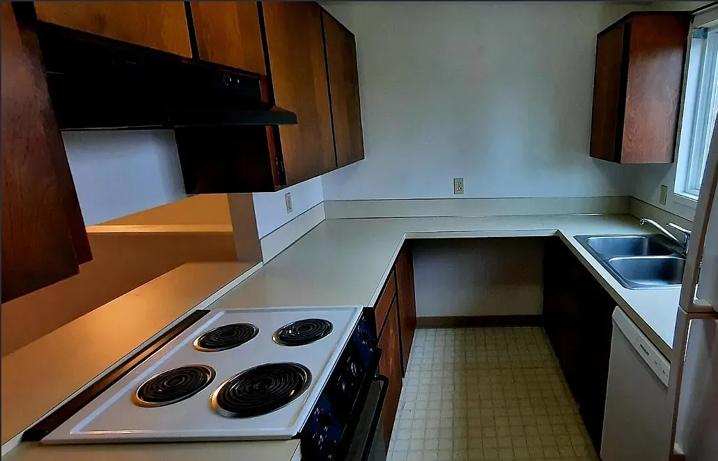 673 Piedmont Avenue Northwest - 1 — Photo 2