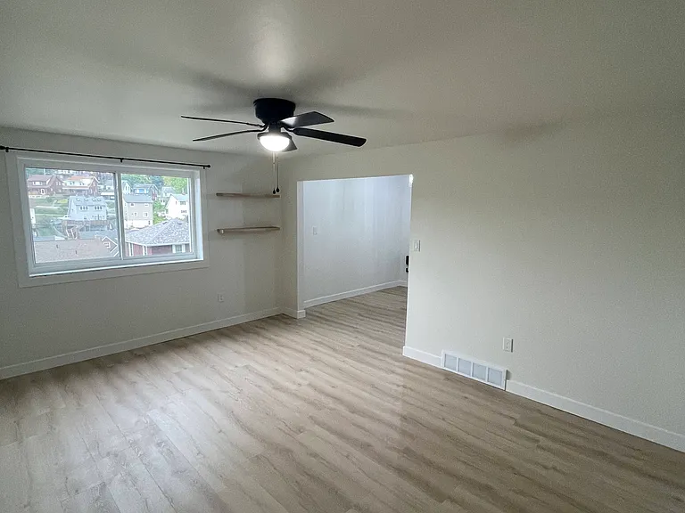 3627 Cambria St #1 — Photo 3