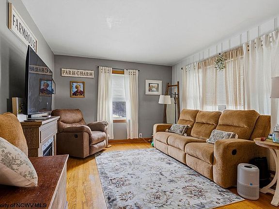 4th image of 411 Roane Ave