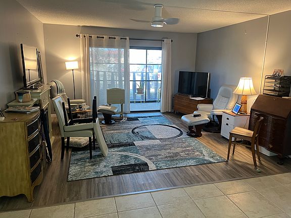 5th image of 88 Boundary Blvd Unit 138