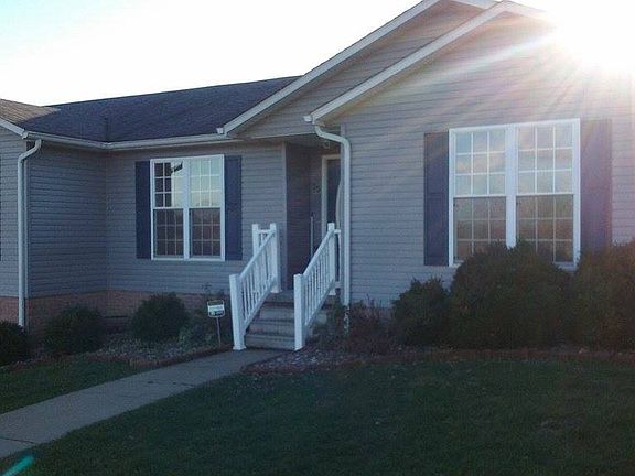3rd image of 55 Pleasant View Dr