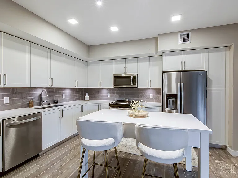 Mayla Pompano Residences — Photo 6