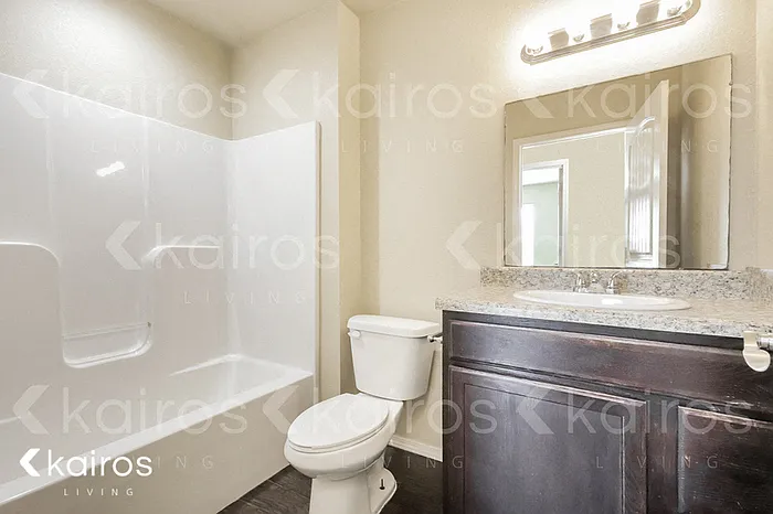 4005 Thomas St #B — Photo 13