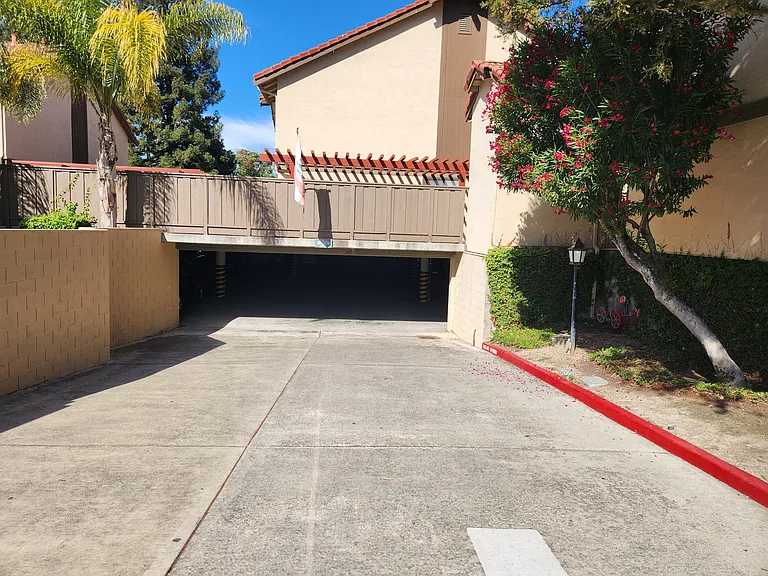 2040 Main St — Photo 24