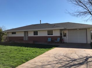 1207 E 5th St, Mccook, NE 69001
