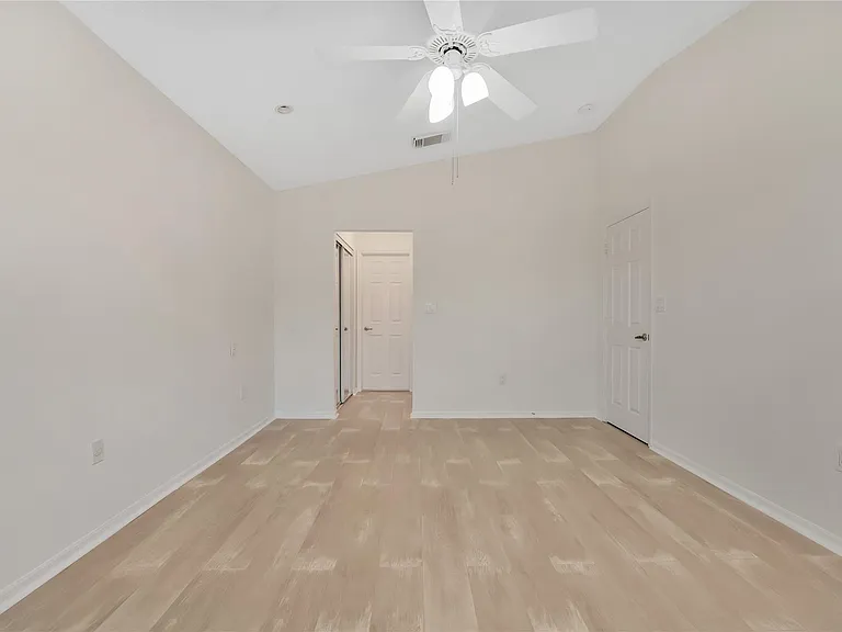 1840 Sweetbay Way — Photo 33