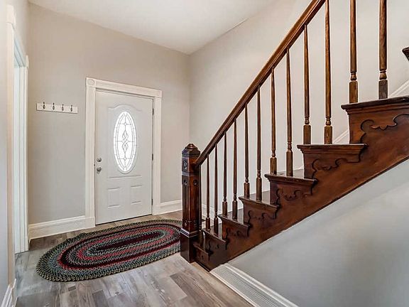 4th image of 4704 Whetsel Ave