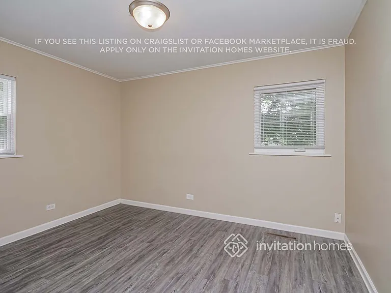 337 E Fullerton Ave — Photo 8