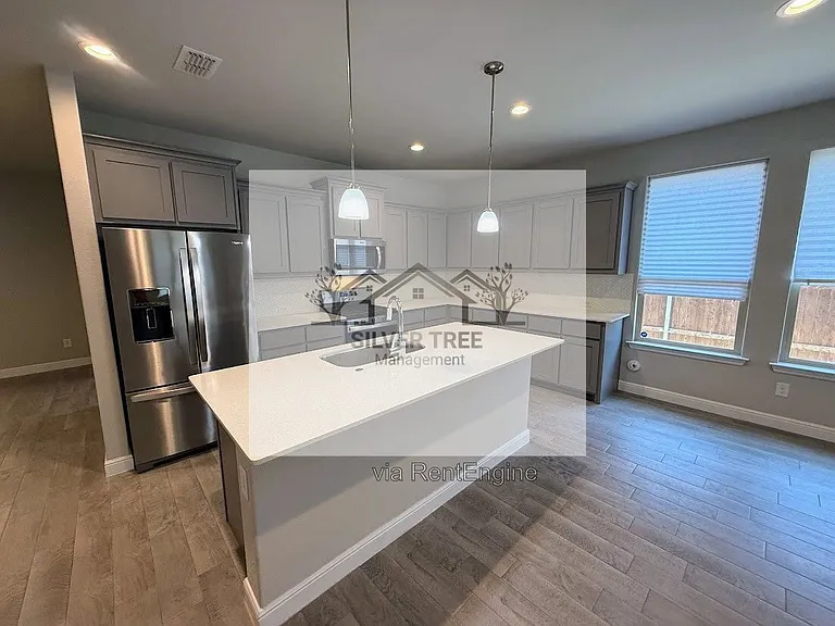 10921 Rockchapel Dr — Photo 9
