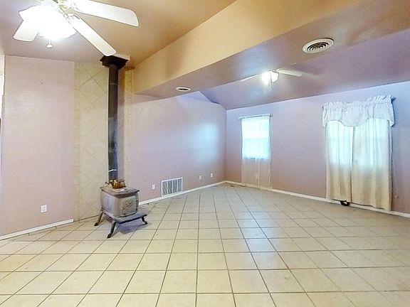 3rd image of 1729 Northhills Blvd