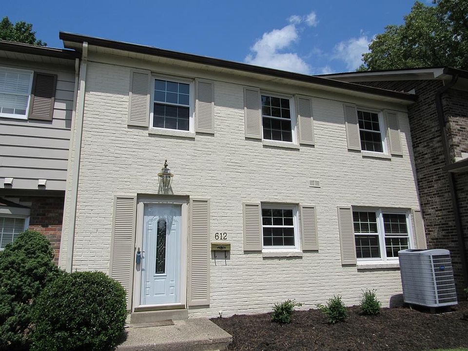 1st image of 612 Carriage Dr