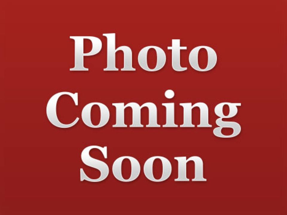 1st image of 211 4th St E