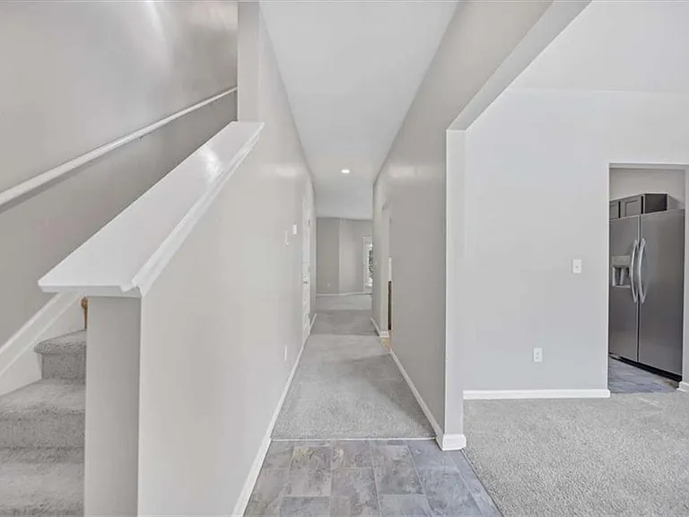 2626 Parrish Ct — Photo 7